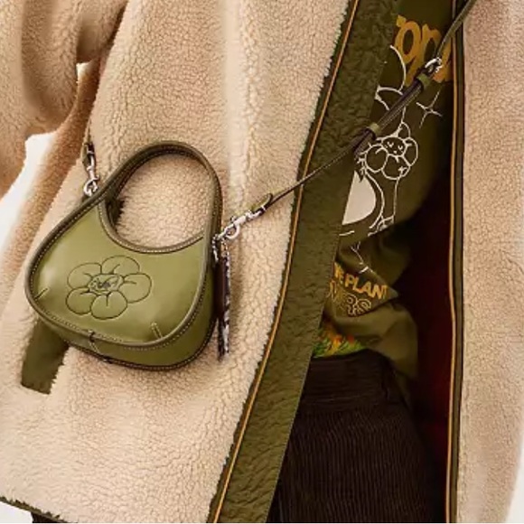 Coach Coachtopia Mini Ergo Bag In Coachtopia Leather With Flower Print - Picture 6 of 7